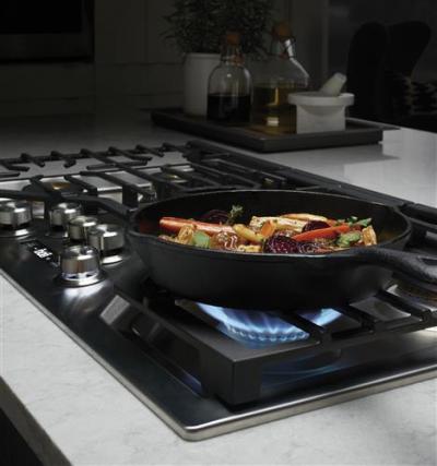 36" Monogram Deep-Recessed Gas Cooktop (Natural Gas) - ZGU36ESLSS