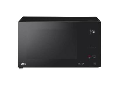 21" LG 1.5 cu. ft. NeoChef Countertop Microwave With Smart Inverter and EasyClean - LMC1575SB