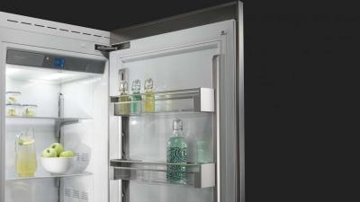 24" Fulgor Milano Stainless Steel Exterior Built-in Fridge - F7SRC24S1-R