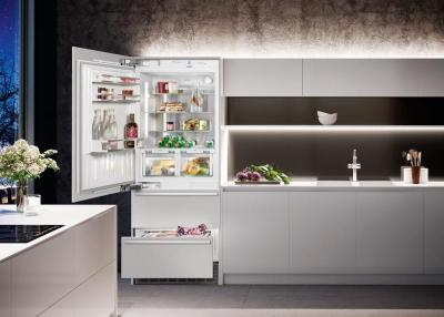 30" Liebherr 14.1 Cu. Ft. Combined Refrigerator Freezer with BioFresh and NoFrost - HCB1591