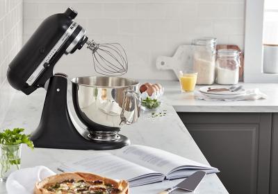 9" KitchenAid Artisan Series 5 Quart Tilt-Head Stand Mixer - KSM150PSBM