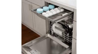 24" Bosch Dishwasher 44 dB Decibel Level, 6 Wash Cycles, 3 Loading Racks - SGV78B53UC