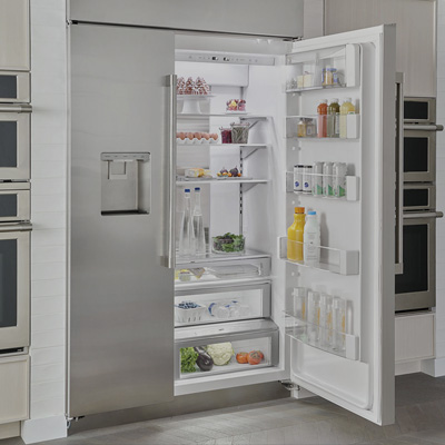 Full Size Refrigerators